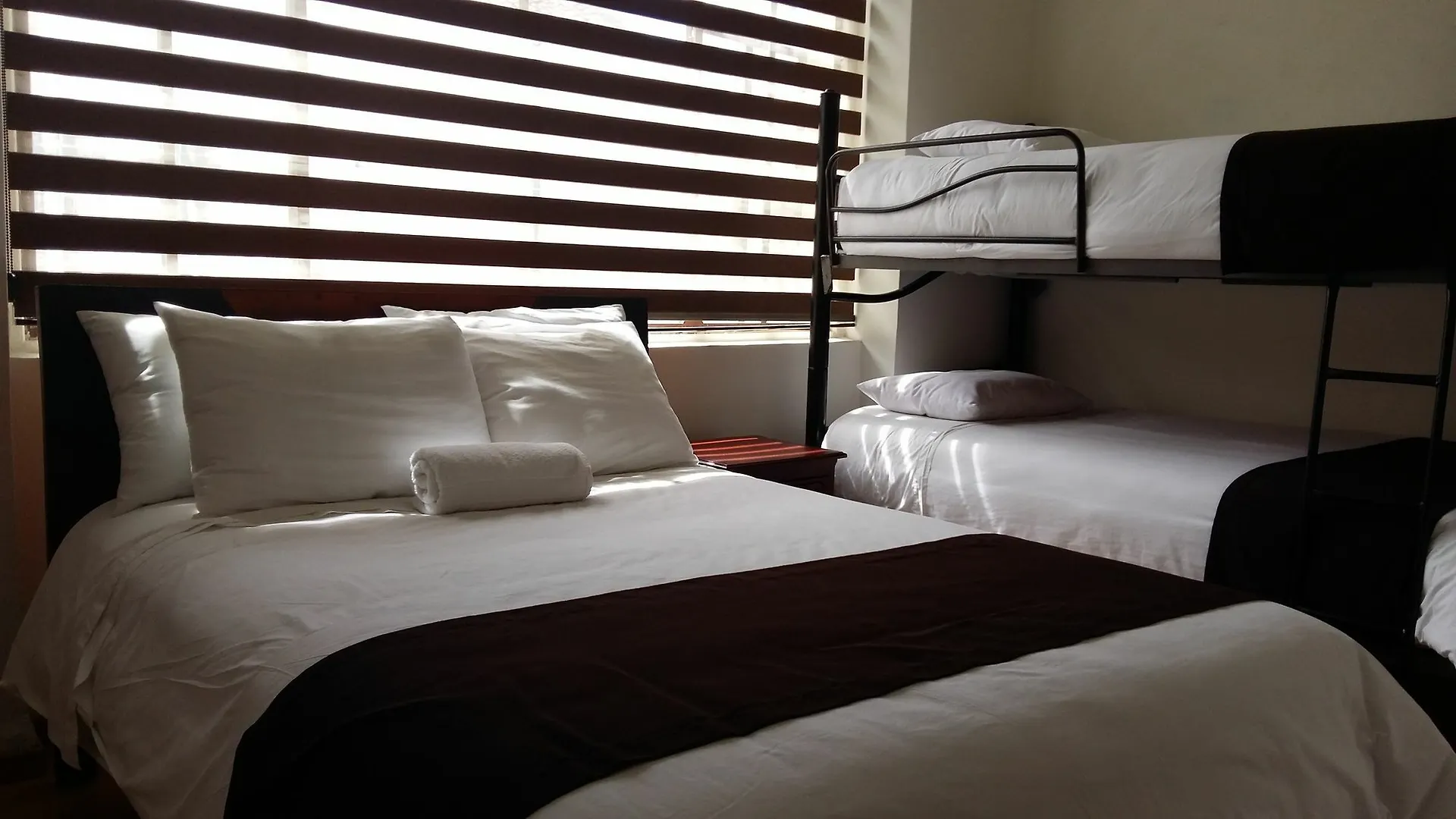 Hostal Urban Inn Quito 0*,